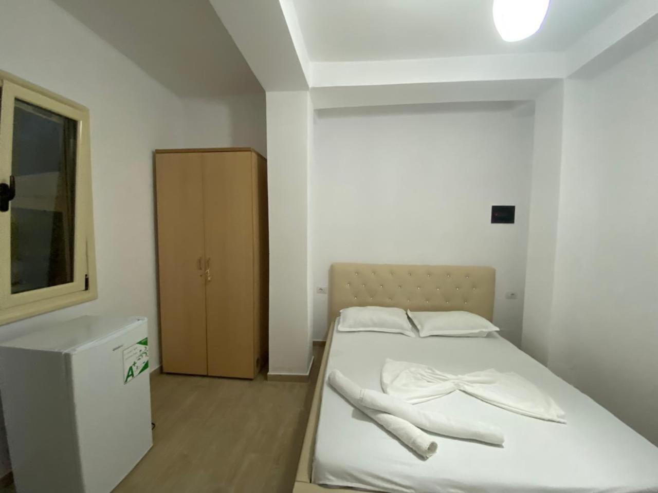 Jon Apartment Vlore Ngoại thất bức ảnh