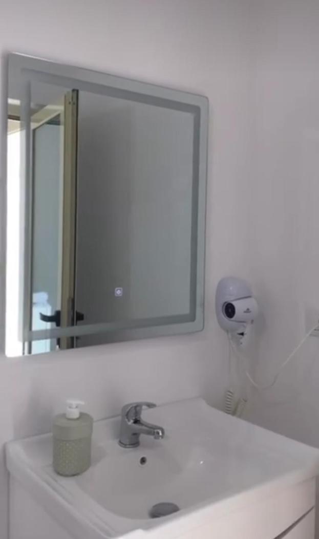 Jon Apartment Vlore Ngoại thất bức ảnh